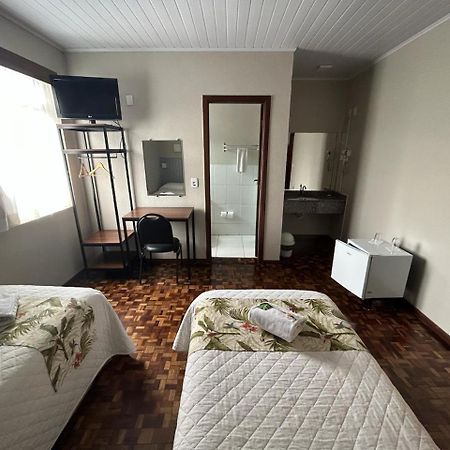 Hotel Pax Понта Гроса Екстериор снимка