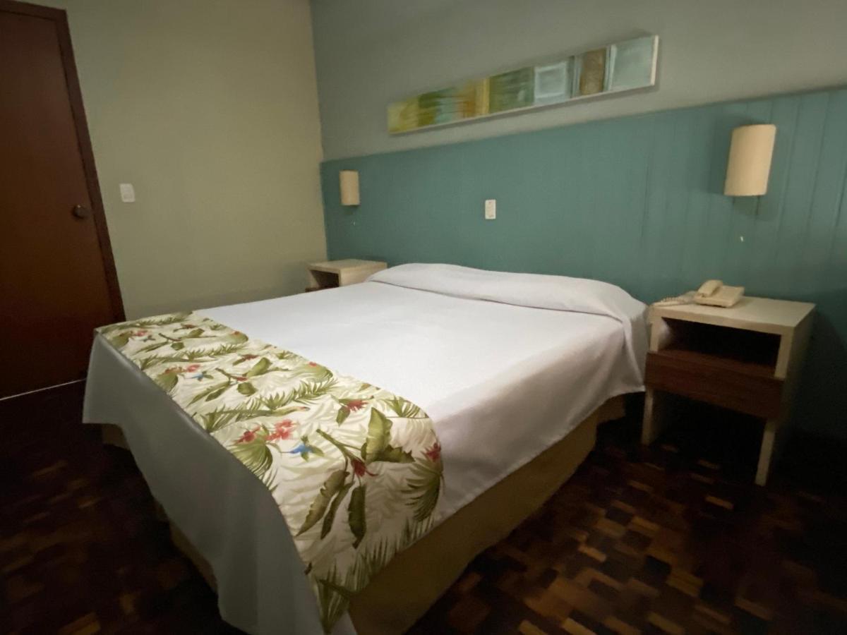 Hotel Pax Понта Гроса Екстериор снимка