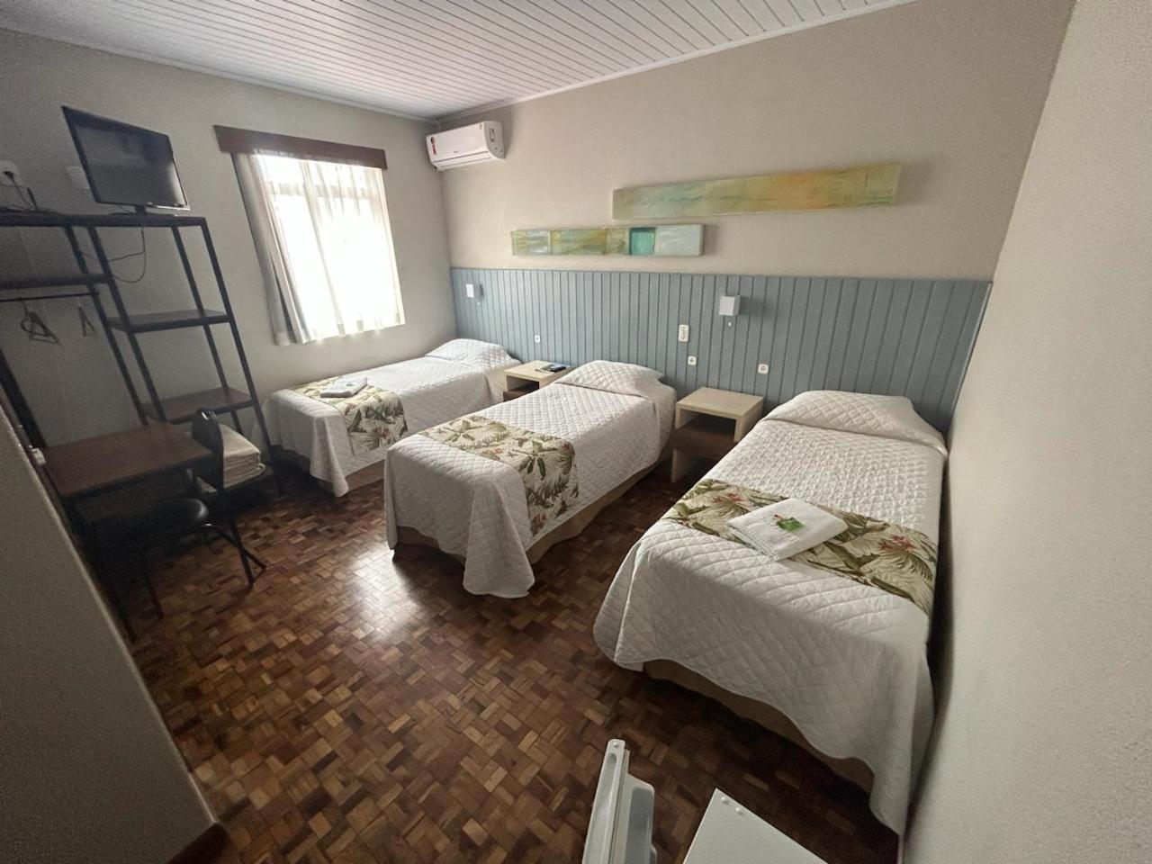 Hotel Pax Понта Гроса Екстериор снимка