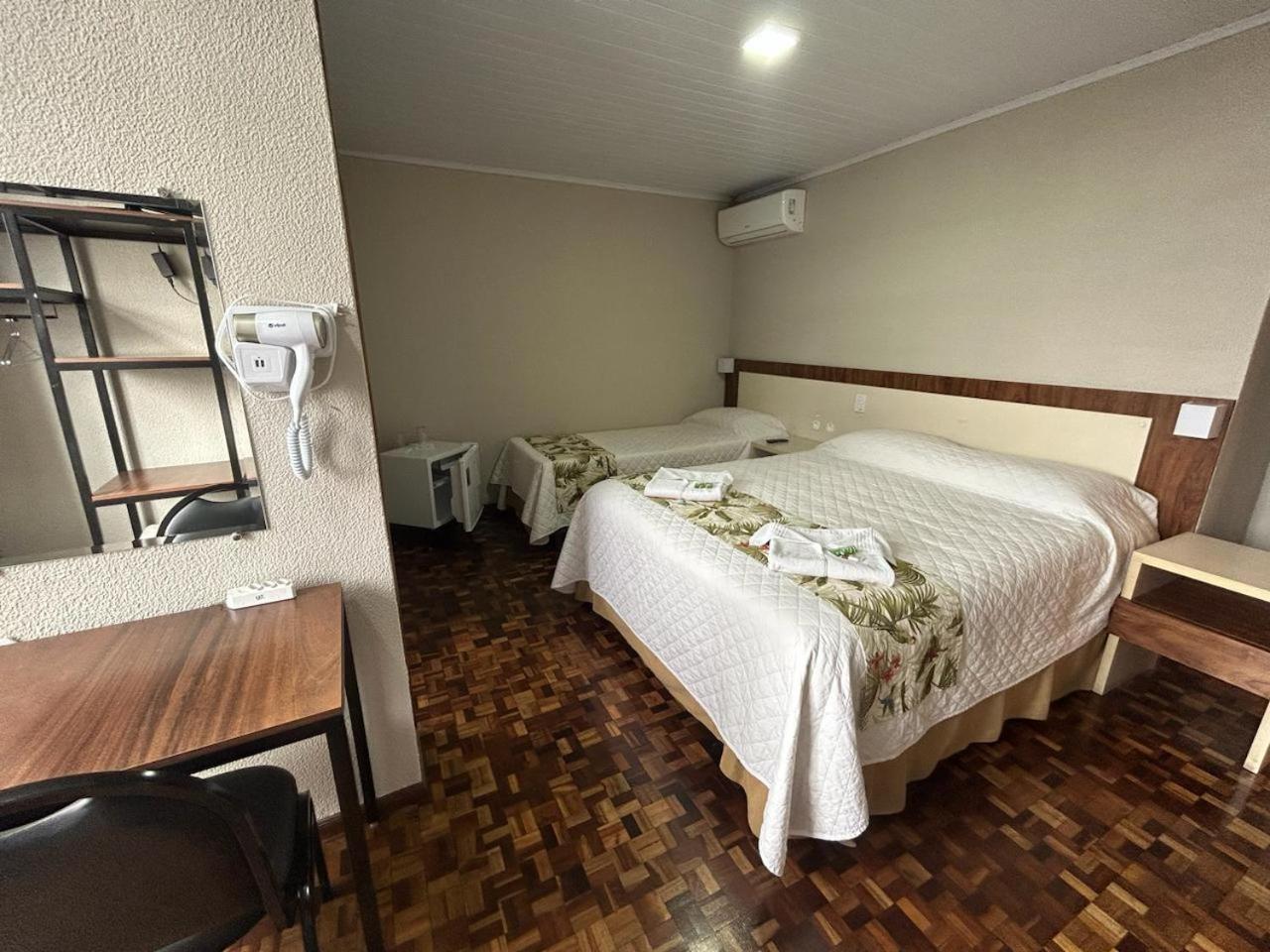 Hotel Pax Понта Гроса Екстериор снимка